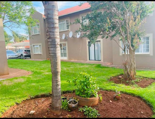 3 BEDROOM APARTMENT FOR SALE IN DIE HOEWES